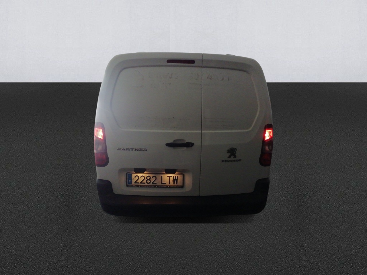 Renting Segunda Mano Peugeot PartnerPremium Standard 600kg BlueHDi 73kW 