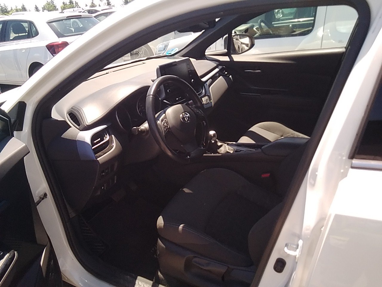 Renting Segunda Mano Toyota C-HR1.8 125H Advance 