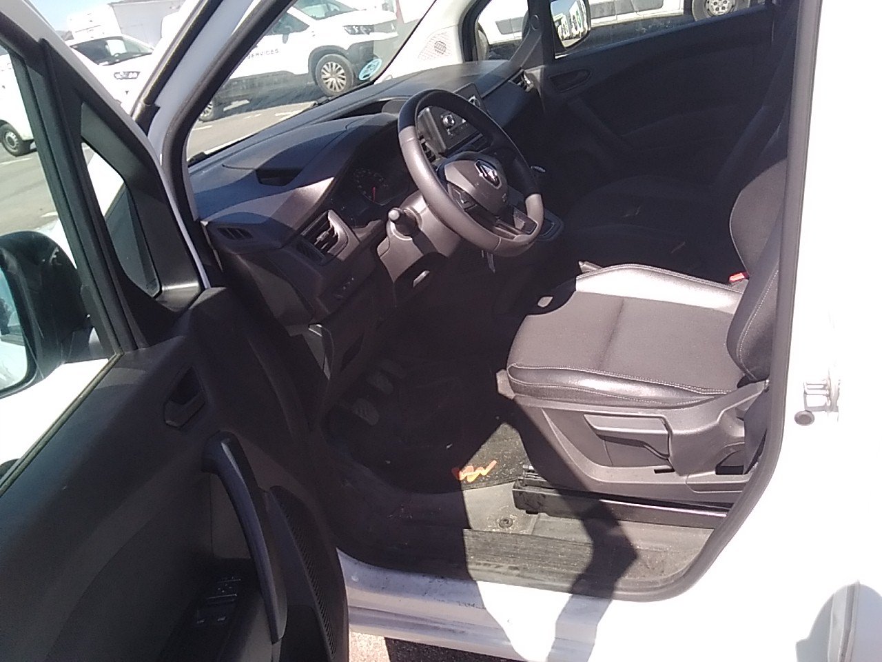 Renting Segunda Mano Renault KANGOO VANL1 1.5 Blue dCi 70kW (95CV) 