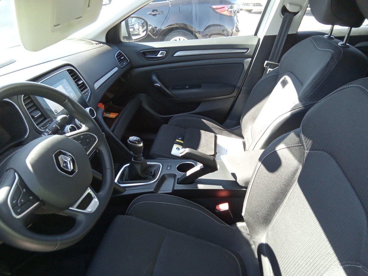 Renting Segunda Mano Renault Megane(O) Intens TCe 103 kW (140CV) GPF 