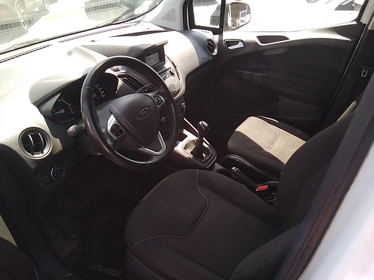 Renting Segunda Mano Ford TRANSIT COURIER Van1.5 TDCi 71kW Trend 