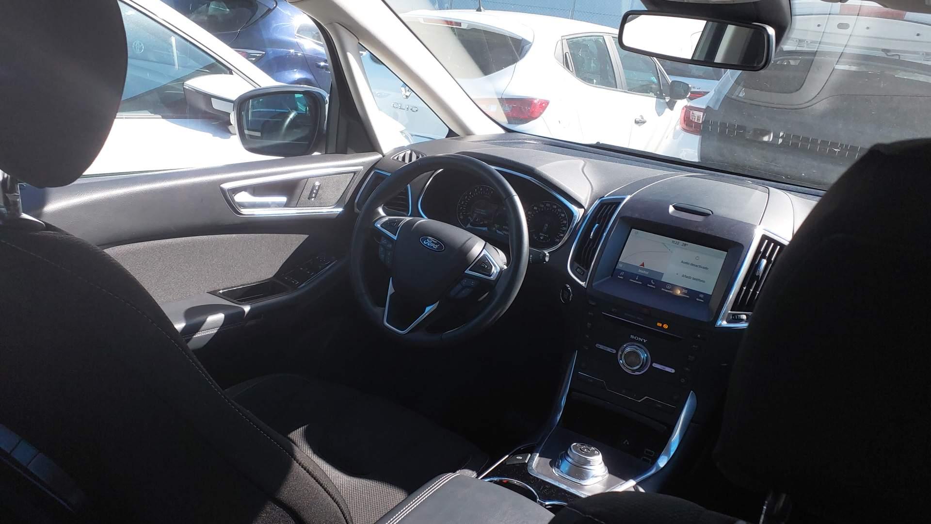 Renting Segunda Mano Ford S-MAX2.5 Duratec Atkin. FHEV 140kW Titanium 7 