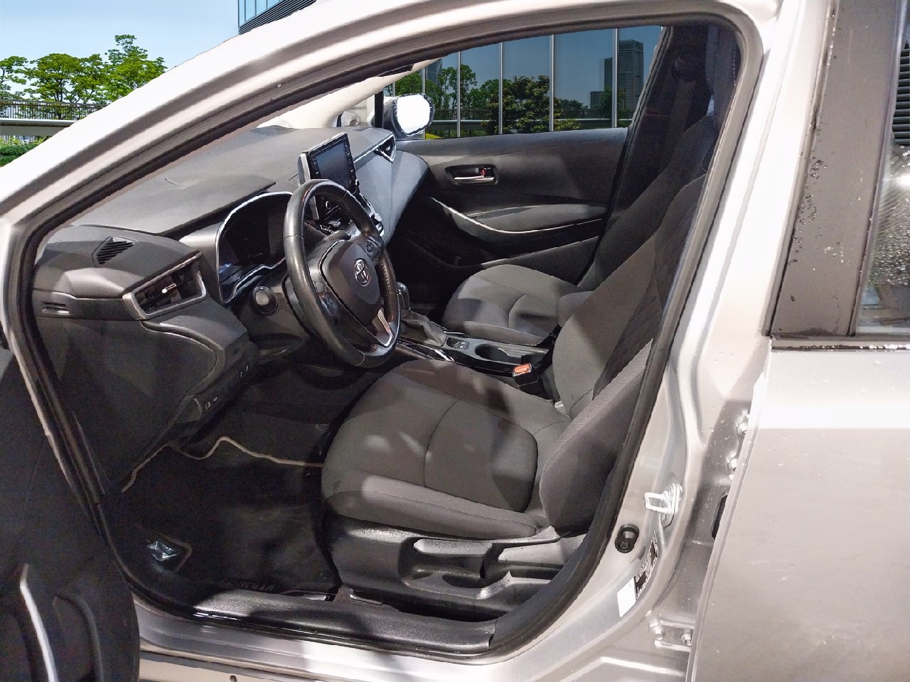 Renting Segunda Mano Toyota COROLLA SEDAN1.8 125H ACTIVE TECH E-CVT 