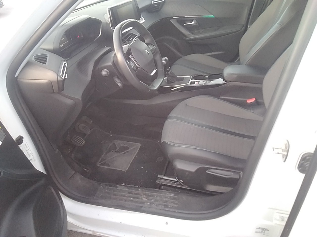 Renting Segunda Mano Peugeot 2008Allure BlueHDI 81kW (110CV) 