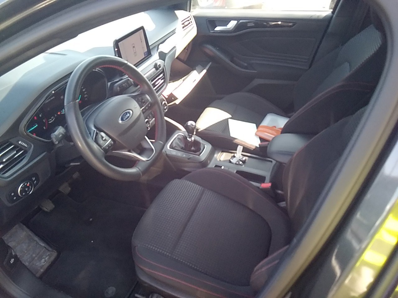 Renting Segunda Mano Ford Focus1.0 Ecoboost MHEV 92kW ST-Line 