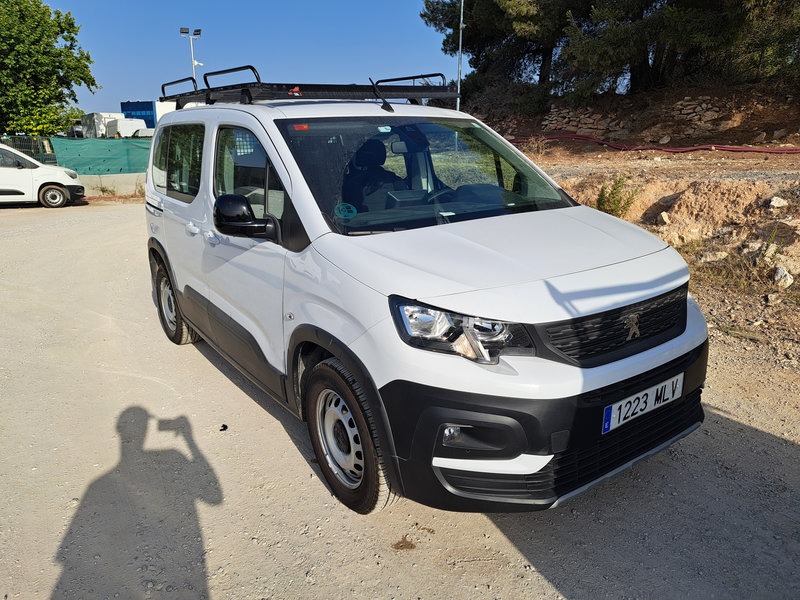 Renting Segunda Mano Peugeot RifterActive Pack Business Std. BlueHDi 100 