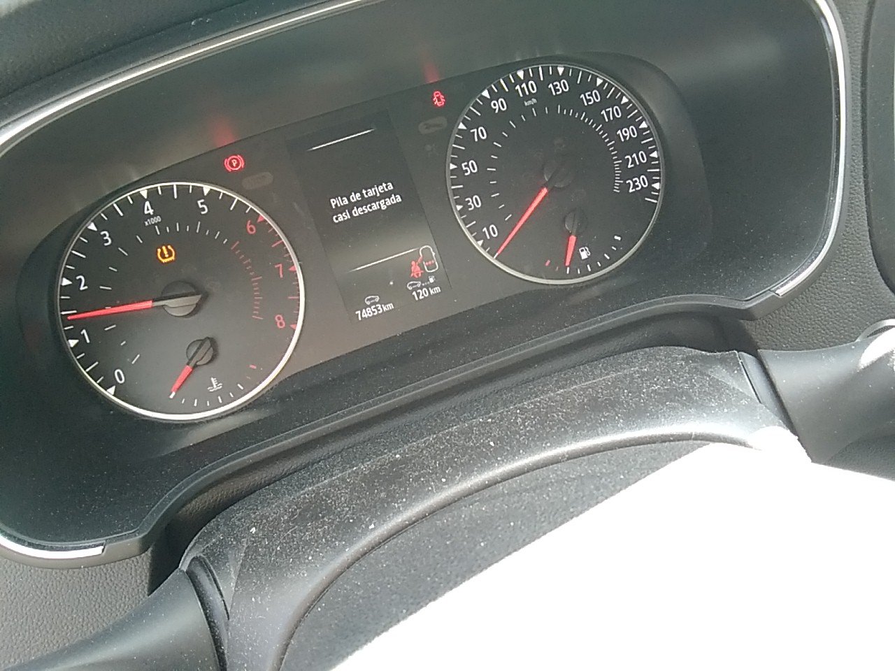 Renting Segunda Mano Renault Megane(O) Intens TCe 103 kW (140CV) GPF 