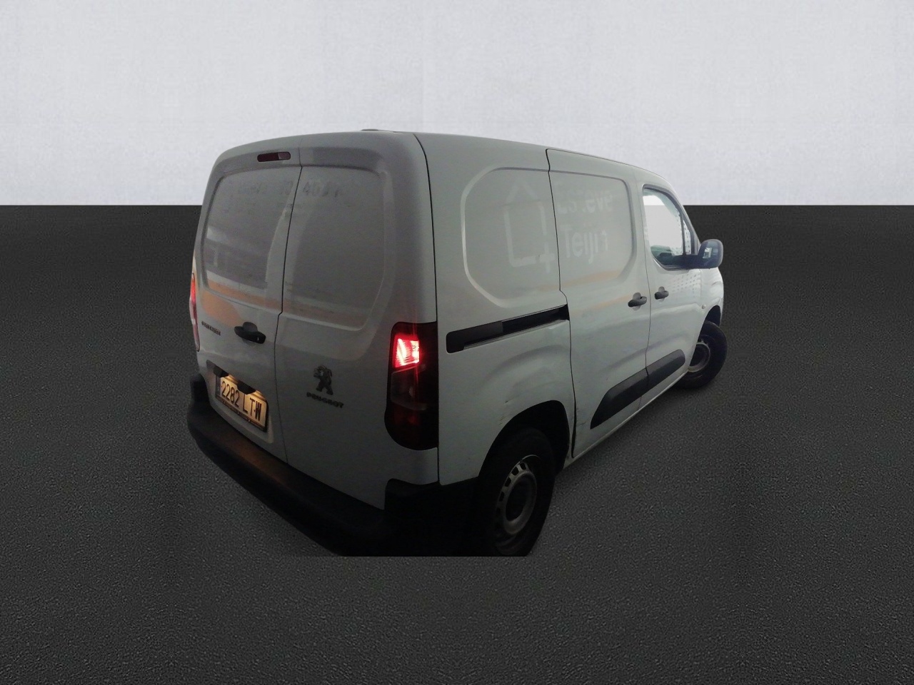 Renting Segunda Mano Peugeot PartnerPremium Standard 600kg BlueHDi 73kW 