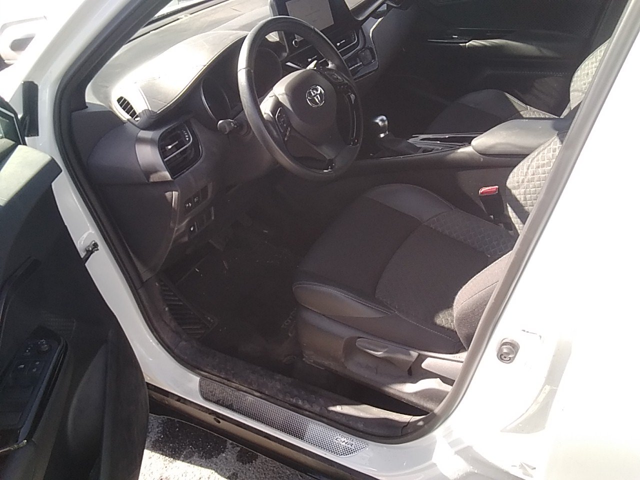 Renting Segunda Mano Toyota C-HR2.0 180H Advance 