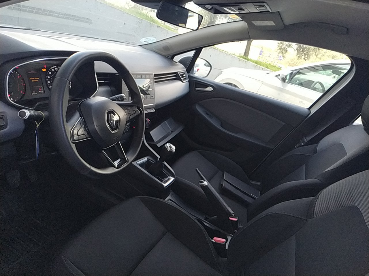 Renting Segunda Mano Renault ClioBusiness SCe 53 kW (72CV) 