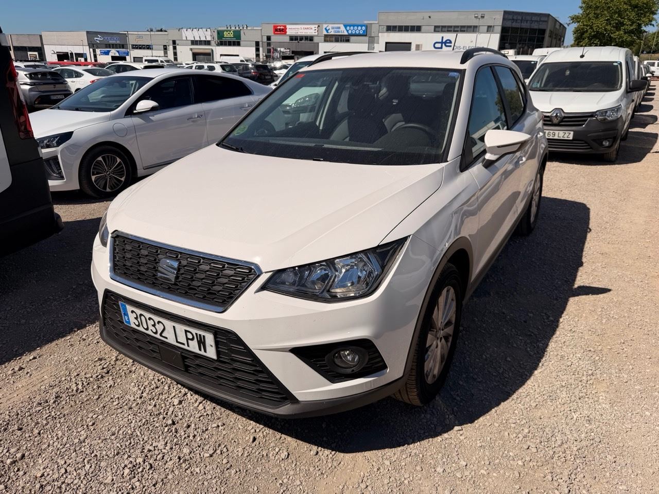 https://staticcdn.ald-automotive.es/vim/fbaf238fee6042fbbe20251dc0114fe7.JPG