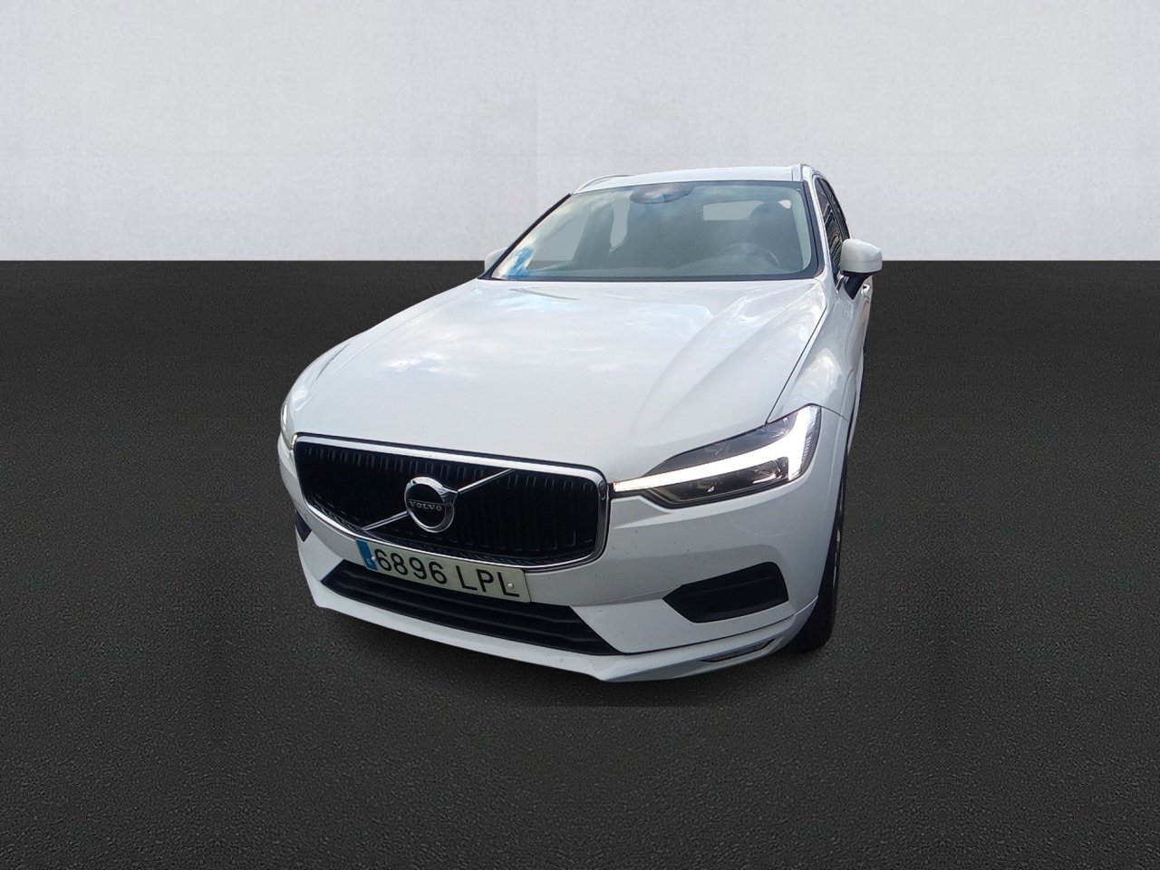 Volvo XC60 B4 Momentum 2.0 Auto FWD 145kW (197CV)