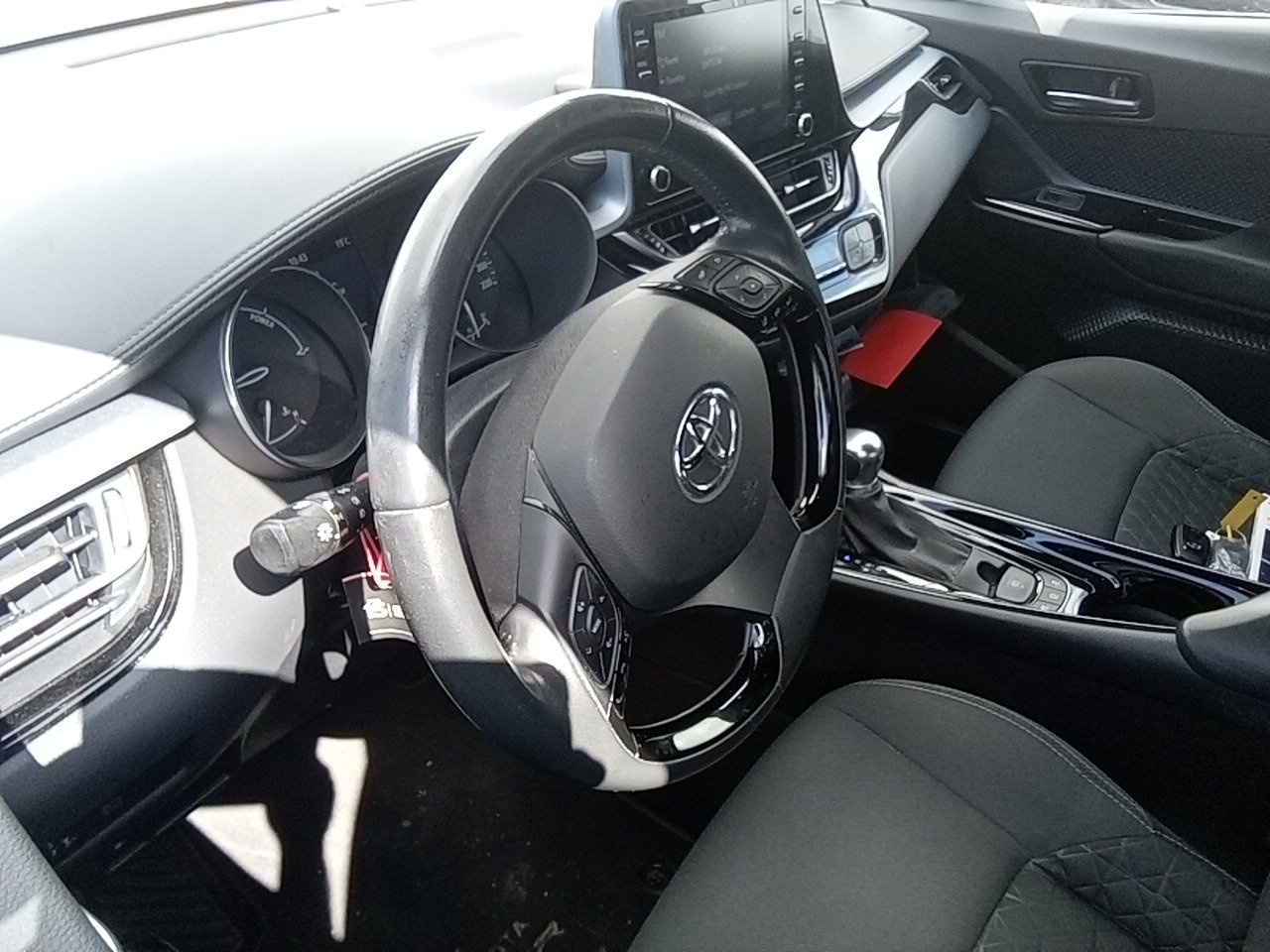 Renting Segunda Mano Toyota C-HR1.8 125H Advance 